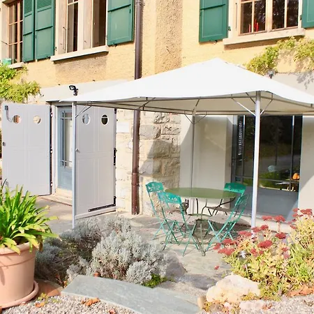 Le Jour Et La Nuit Bed & Breakfast Geneva